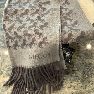 Gucci vintage silk and cashmere scarf